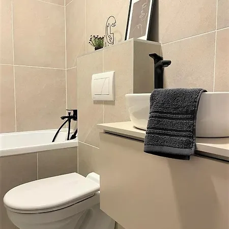 Beautiful Near The Center Apartmán